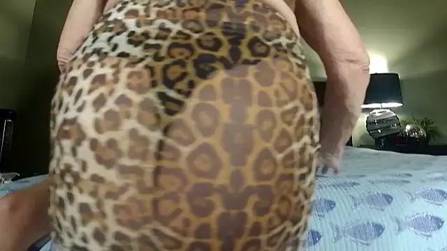 Snapshot of Hornylouisewil chatting on February 10, 11:42 pm Hornylouisewil online show from February 10, 11:42 pm