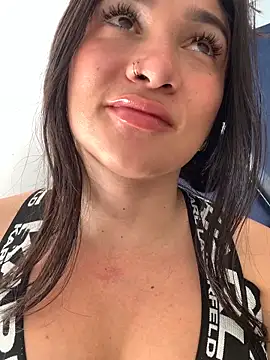 dollforsex  online show from April 22, 1:56 pm