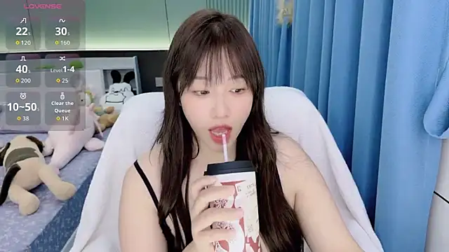 Liuyifei2005 online show from October 29, 4:09 pm