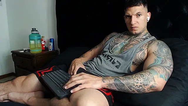 Shane Clay online show from March 1, 7:05 pm