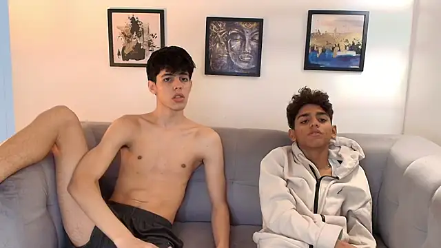 TWINKS FRIENDS online show from April 25, 1:41 pm