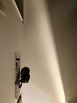 Snapshot of Hiroshi_Shen chatting on December 18, 11:22 pm Hiroshi Shen online show from December 18, 11:22 pm