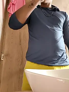 Snapshot of Hiroshi_Shen chatting on January 14, 12:44 pm Hiroshi Shen online show from January 14, 12:44 pm