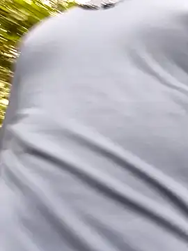 Snapshot of Hiroshi_Shen chatting on April 8, 1:00 pm Hiroshi Shen online show from April 8, 1:00 pm