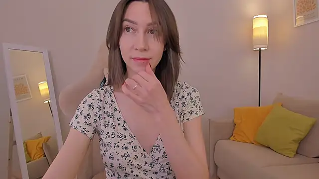 GoodGlamorGirl online show from February 11, 4:17 am