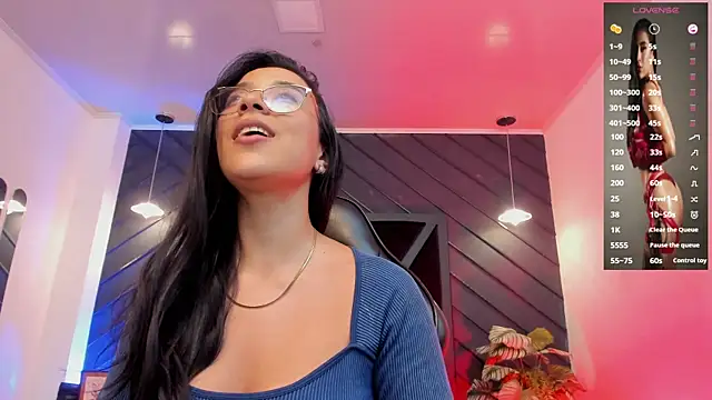 zoe martins  online show from January 6, 5:27 pm