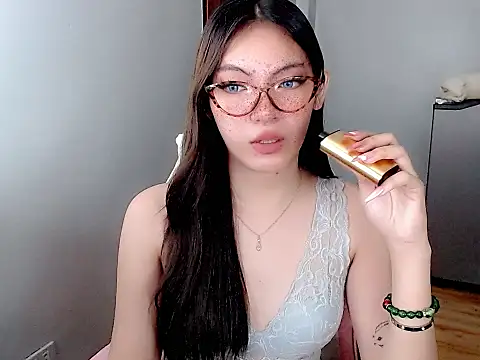 Miss hornydolly online show from March 16, 1:11 am