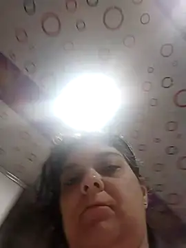 queemking online show from February 18, 8:16 pm