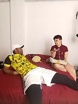 queemking online show from April 21, 1:18 am