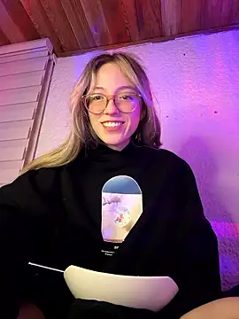 ReenKitty online show from March 21, 5:56 am