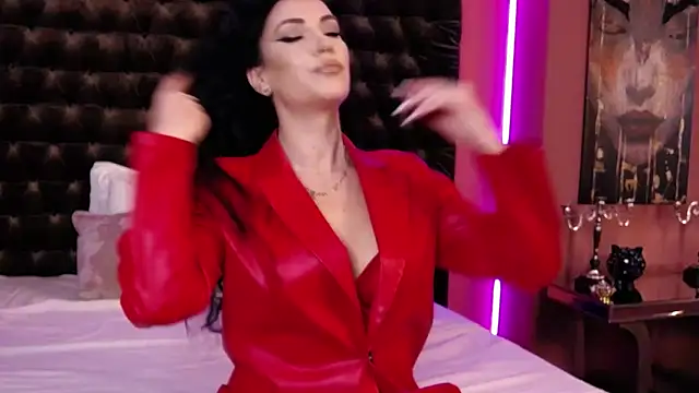 StephanyMillan online show from December 22, 6:21 am