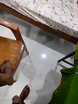 Snapshot of s_____e____x____1233 chatting on September 21, 3:02 pm s e x 1233 online show from September 21, 3:02 pm