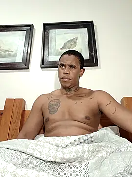 Snapshot of Bedroom_Gangster007 chatting on October 21, 7:25 pm Bedroom Gangster007 online show from October 21, 7:25 pm