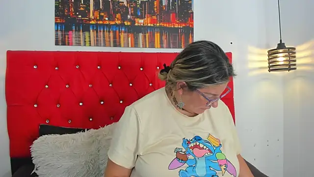 carolinacrus01 online show from February 23, 3:20 pm