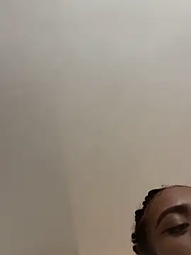 Snapshot of iamkatty_ chatting on October 22, 7:13 pm iamkatty  online show from October 22, 7:13 pm