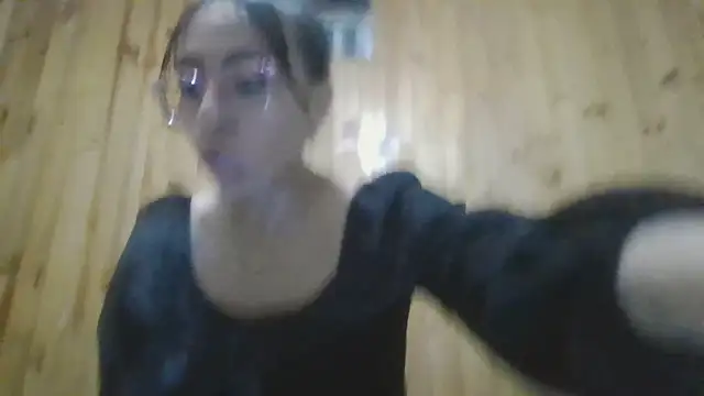 Roselingalvis13 online show from October 5, 2:54 am