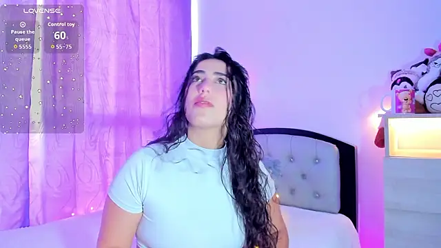 my aleja  online show from February 7, 1:15 pm