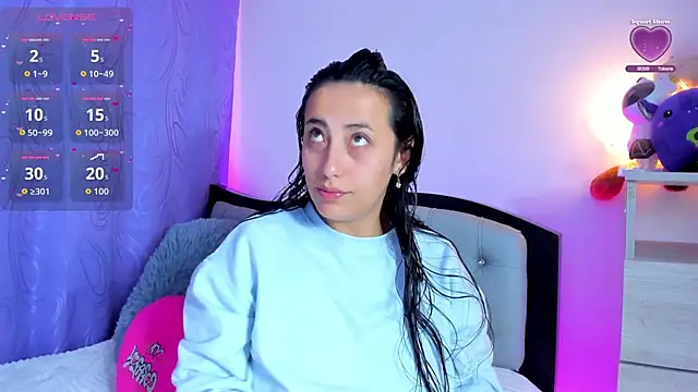 my aleja  online show from April 21, 8:53 am