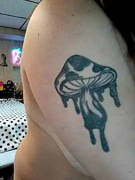 Snapshot of Ursulalane chatting on October 2, 3:52 pm Ursulalane online show from October 2, 3:52 pm