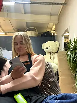 CandyVice online show from October 8, 5:43 pm