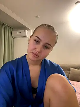 Snapshot of CandyVice chatting on November 9, 5:11 pm CandyVice online show from November 9, 5:11 pm