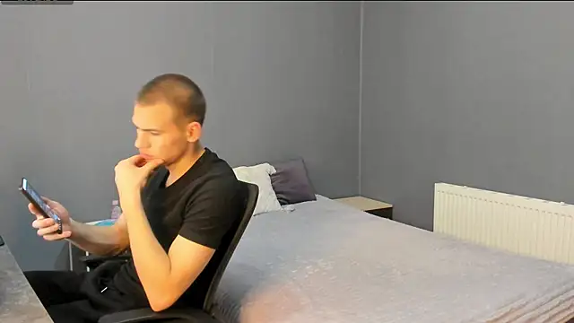 Garden of Eden  online show from November 9, 4:22 am