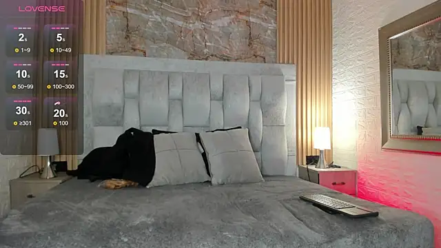 Snapshot of pipedark_ chatting on September 17, 3:08 am pipedark online show from September 17, 3:08 am