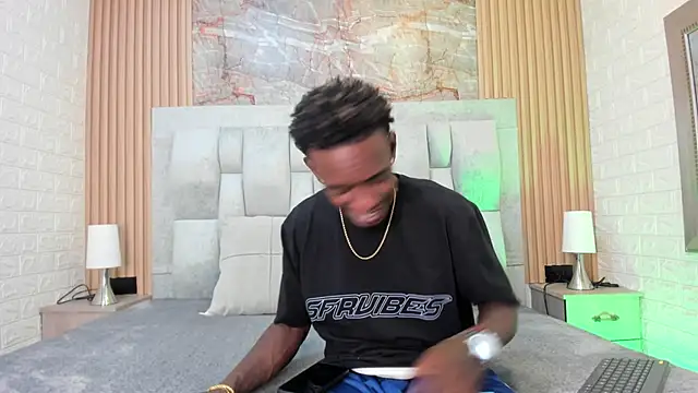 Snapshot of pipedark_ chatting on September 19, 3:19 am pipedark online show from September 19, 3:19 am