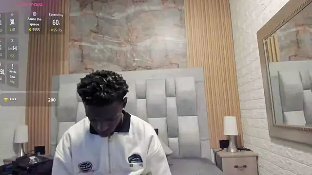 Snapshot of pipedark_ chatting on September 20, 3:18 am pipedark online show from September 20, 3:18 am