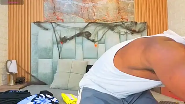 Snapshot of pipedark_ chatting on October 16, 4:02 am pipedark online show from October 16, 4:02 am