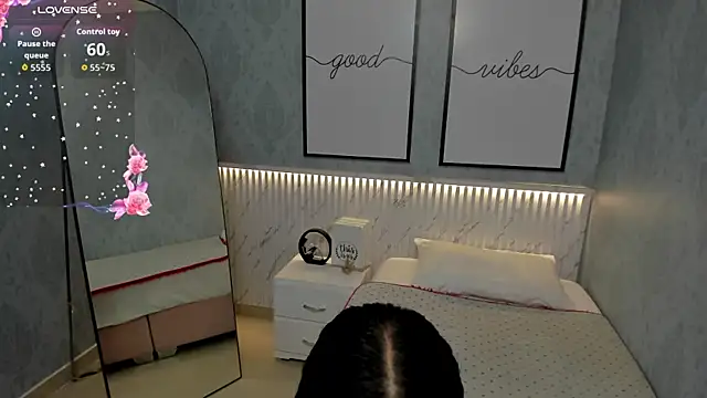 Ximenahott  online show from September 20, 10:05 am