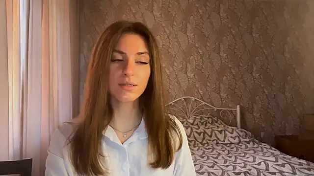 miainheat online show from March 13, 8:10 am