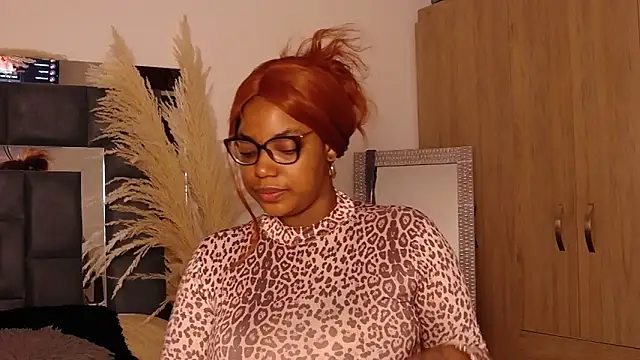 SheilaCoopers  online show from February 28, 11:11 am