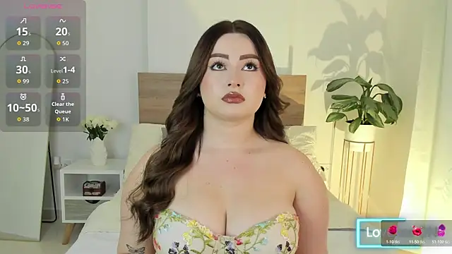 Lea Joness online show from November 27, 9:39 pm