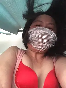 chengcheng12 online show from March 2, 7:15 am