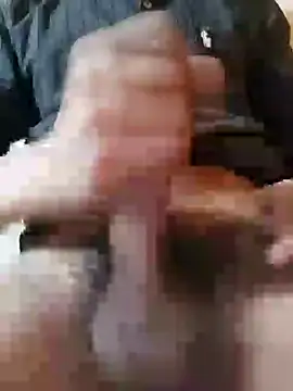 whitebullock online show from April 14, 4:40 am