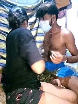 Snapshot of BabyHansi chatting on November 8, 5:23 pm BabyHansi online show from November 8, 5:23 pm