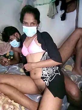 Snapshot of BabyHansi chatting on November 9, 5:28 am BabyHansi online show from November 9, 5:28 am