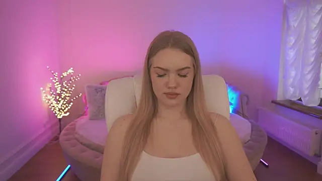 CelesteNoir online show from February 11, 7:57 am