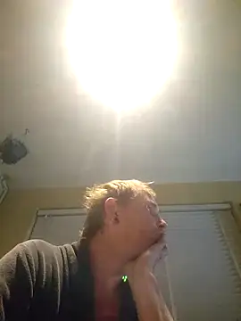 piercingpik online show from October 14, 6:42 pm