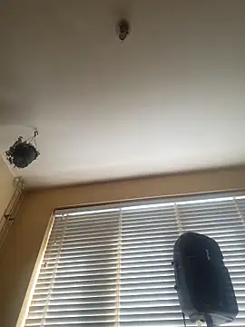 piercingpik online show from April 21, 9:15 am