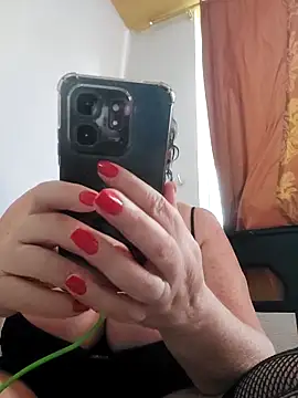 Snapshot of Miss-tetas chatting on November 12, 9:47 pm Miss-tetas online show from November 12, 9:47 pm