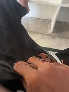 Snapshot of hyderabadii_boi chatting on November 28, 10:18 am hyderabadii boi online show from November 28, 10:18 am