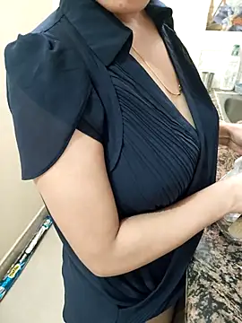 Snapshot of Pihu_Chopra chatting on September 21, 3:41 am Pihu Chopra online show from September 21, 3:41 am