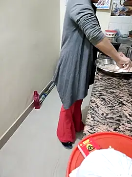 Snapshot of Pihu_Chopra chatting on February 3, 1:49 pm Pihu Chopra online show from February 3, 1:49 pm