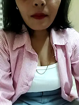 Snapshot of Pihu_Chopra chatting on May 3, 6:52 am Pihu Chopra online show from May 3, 6:52 am