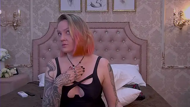 Snapshot of Kate_Storm chatting on October 23, 4:12 am Kate Storm online show from October 23, 4:12 am