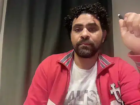 Snapshot of curiousxs chatting on March 28, 12:54 am curiousxs online show from March 28, 12:54 am