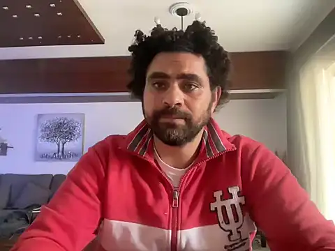 Snapshot of curiousxs chatting on March 31, 2:17 pm curiousxs online show from March 31, 2:17 pm