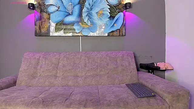 elizabeth lamer online show from October 12, 6:45 am